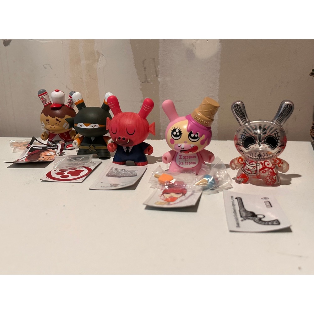 Kidrobot Dunny 2010 Series 3 inch Vinyl Figure Lot of 5 with Boxes Accessories
